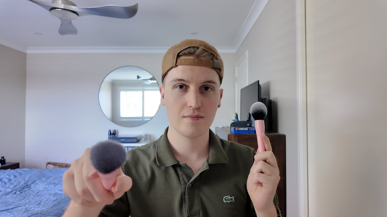 ASMR Mic brushing 