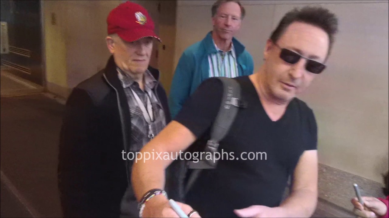 Julian Lennon - SIGNING AUTOGRAPHS while promoting in NYC