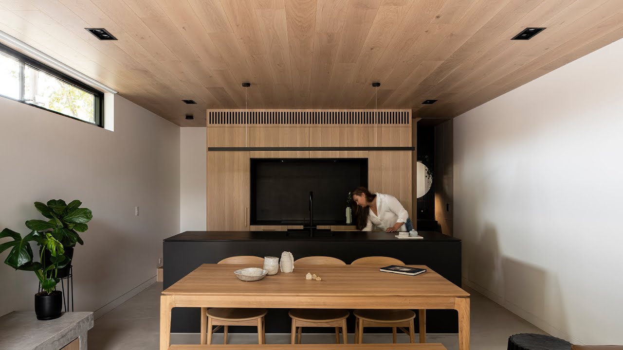 This Compact Heritage Home Among the Leaves Has Been Transformed