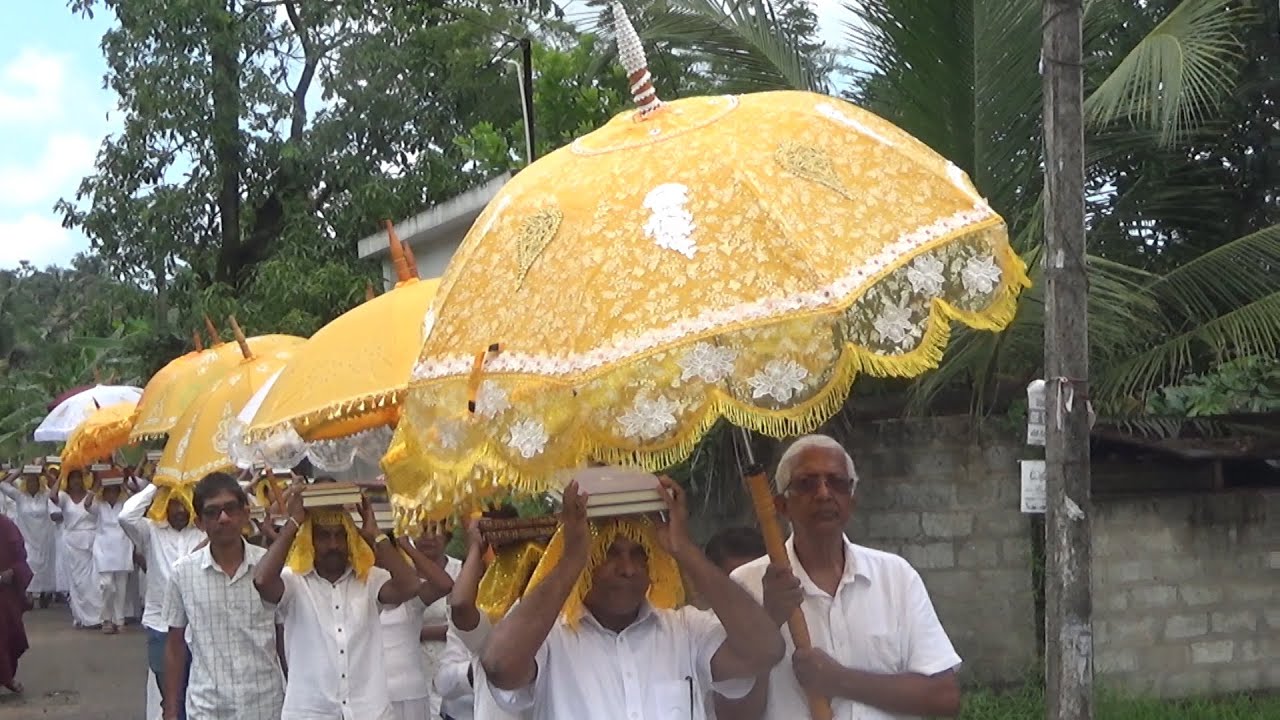 අතුරුගිරිය විපුලඤාණ දහම් නිකේතන පින්බිමේදී සිදුකළ 247වෙනි ධර්ම දානමය උතුම් අටුවා පොත්වහන්සේලා පූජව