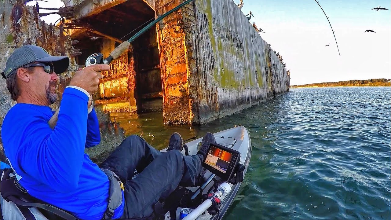 Kayak Fishing Huge Abandoned Ships! (Structure Fishing at its Best)