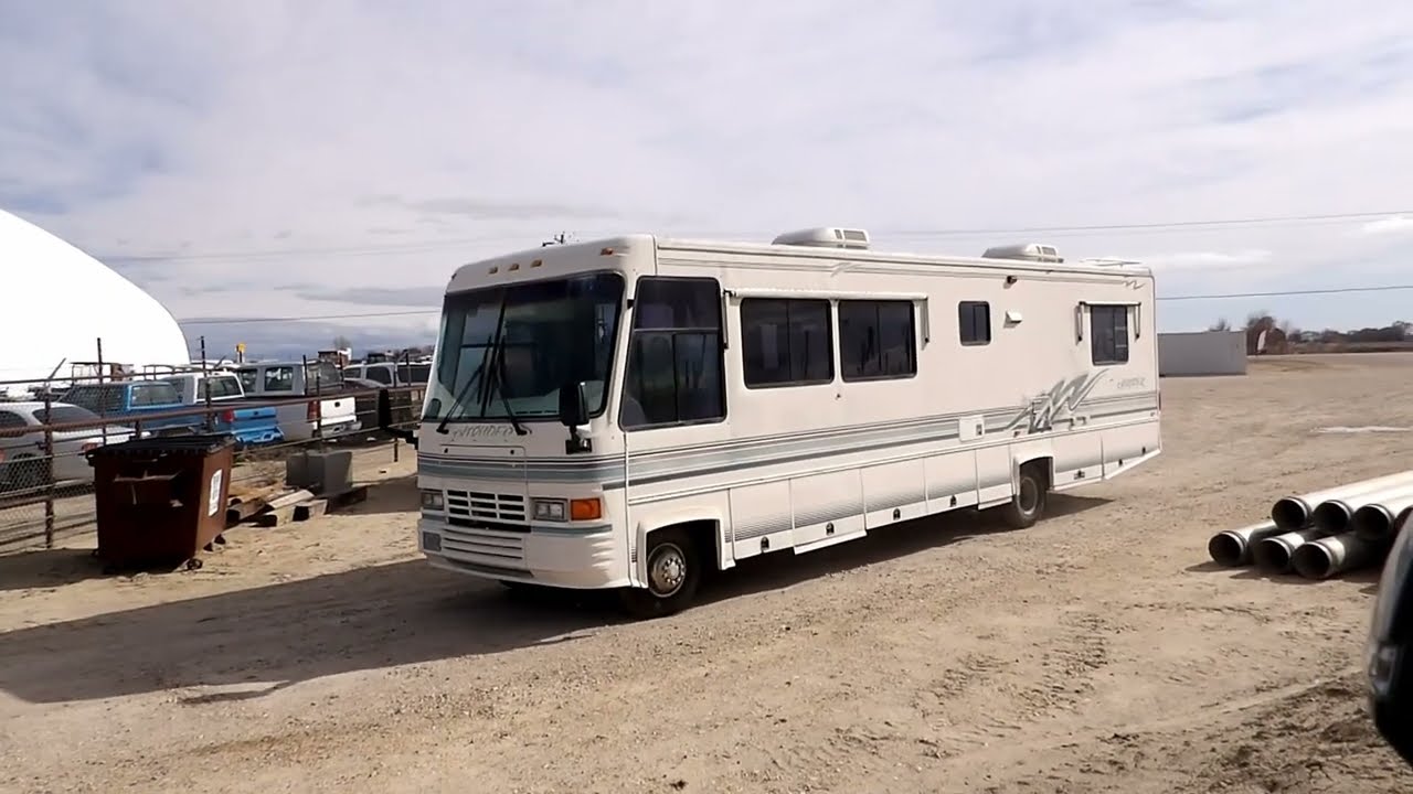 B 907DV 1994 Ford Intruder RV