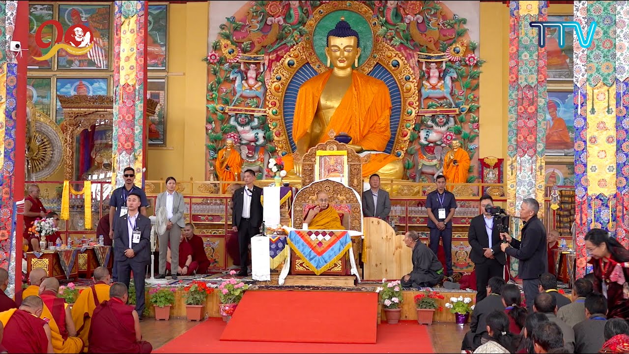 ༄༅། །༧གོང་ས་༧སྐྱབས་མགོན་ཆེན་པོ་མཆོག་ལ་དྭགས་གླེ་སྟོན་པའི་གཙུག་ལག་ཁང་དུ་ཆིབས་བསྒྱུར་བཀའ་དྲིན་བསྐྱངས་པ།