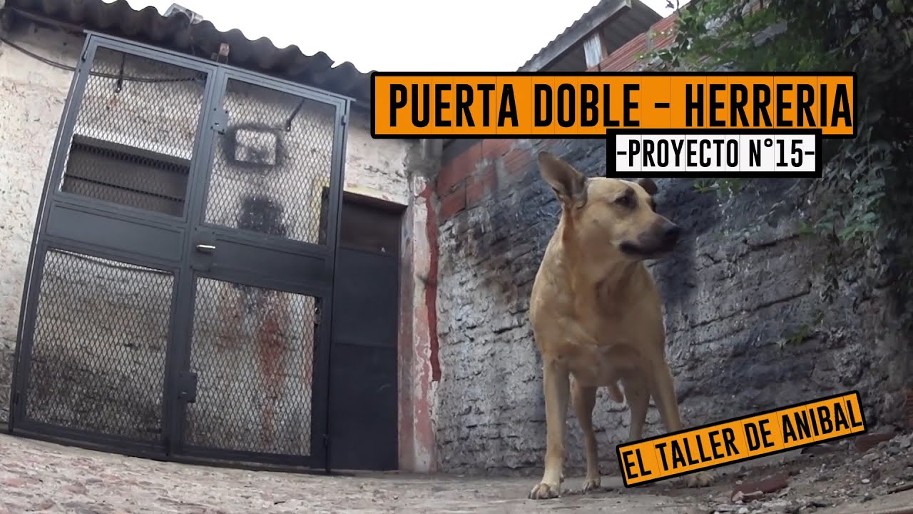 Puerta doble de hierro - metal desplegado - Herrería