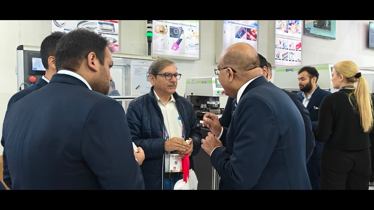 PlastIndia 2026 Highlights: Advanced Plastic Printing & Laser Technologies | SpinksWorld -Markolaser