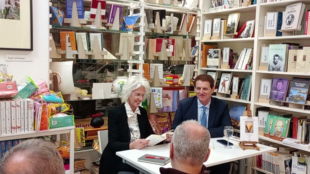 Gjekë Marinaj conversa con Ophelia León sobre su libro La V en revolución 