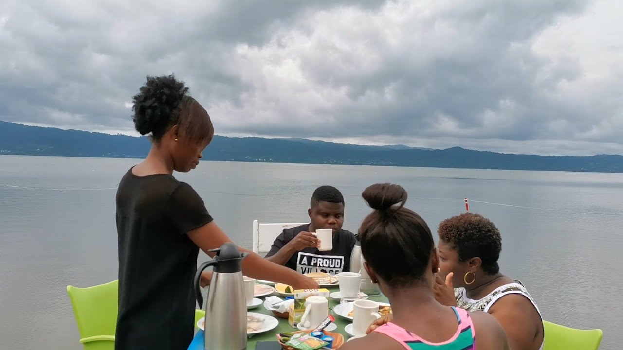 BreakFast On Ghana's Mysterious Lake!