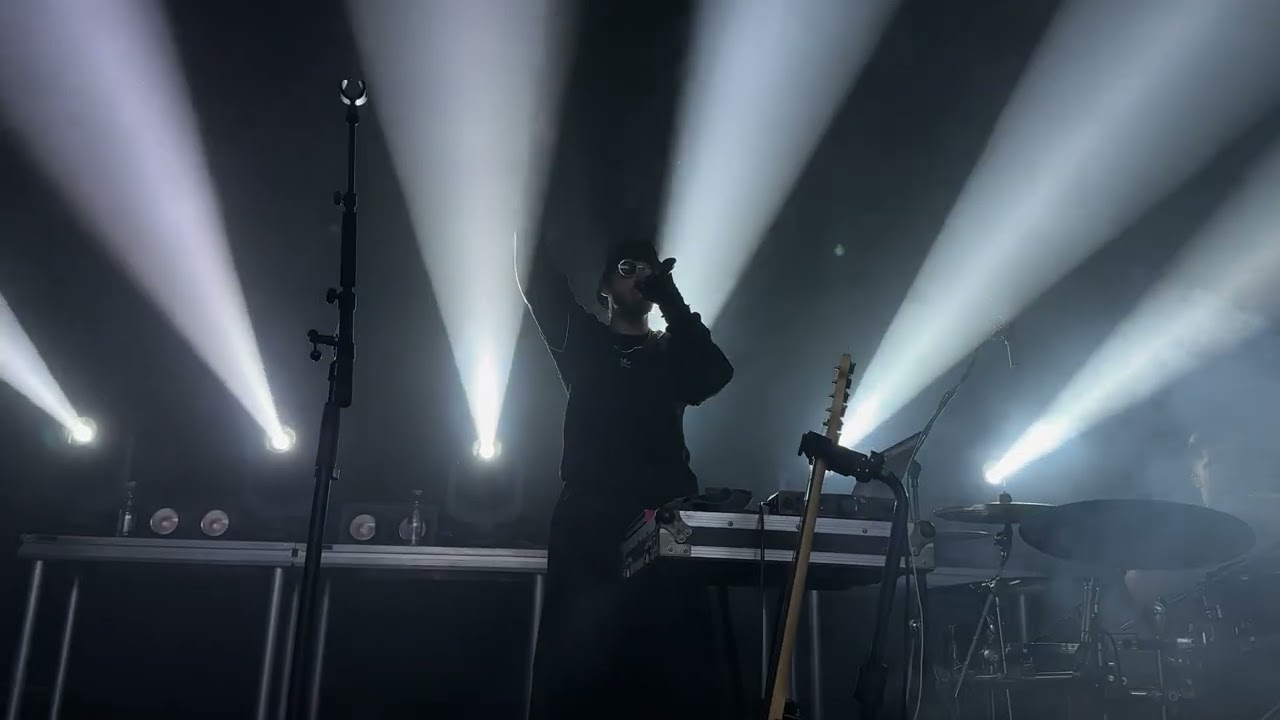 Azahriah koncert Berlin (részlet)