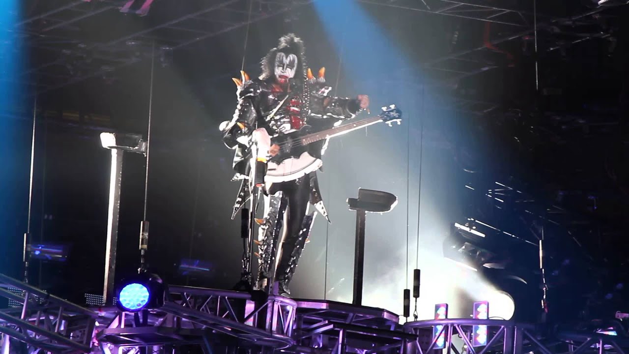 KISS MONSTER JAPAN TOUR 2013 in Chiba - Gene Solo - God of Thunder