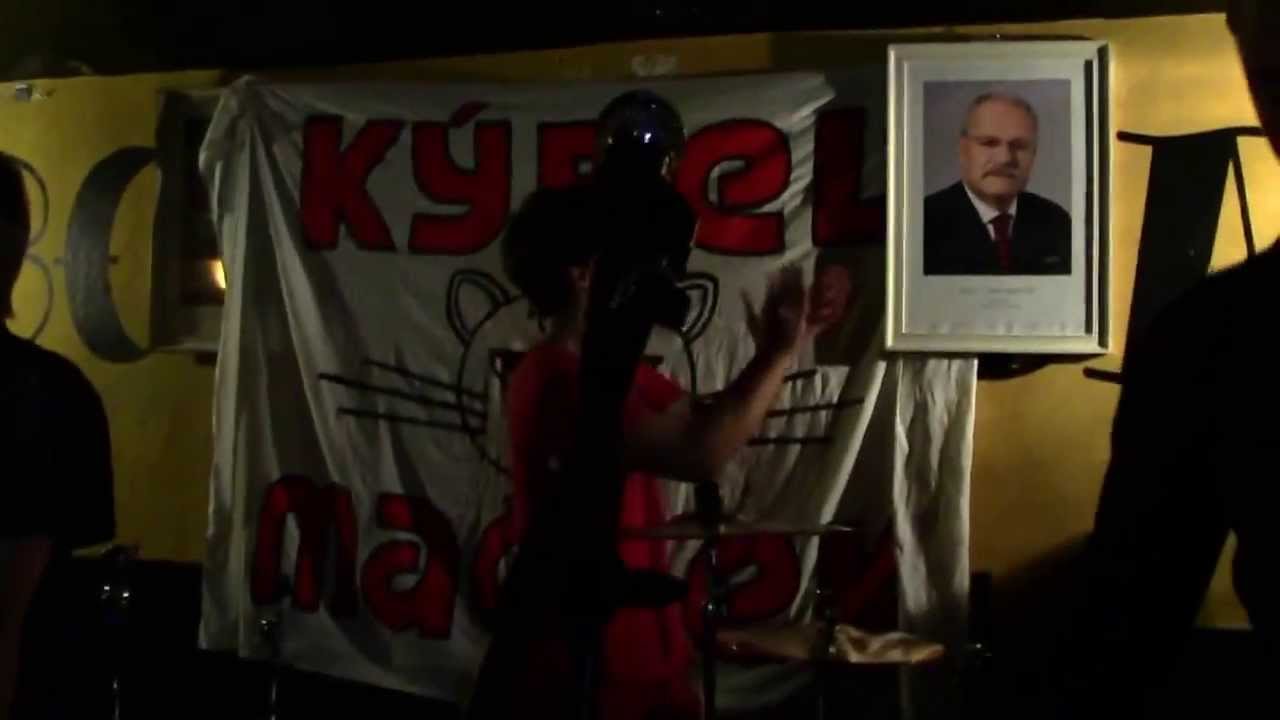 Kybel mačiek-rozjebem byt