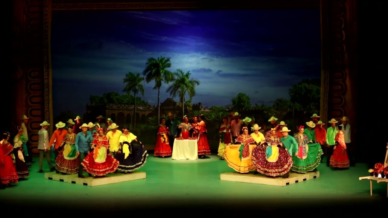 Ensamble Folklorico Mexicano-