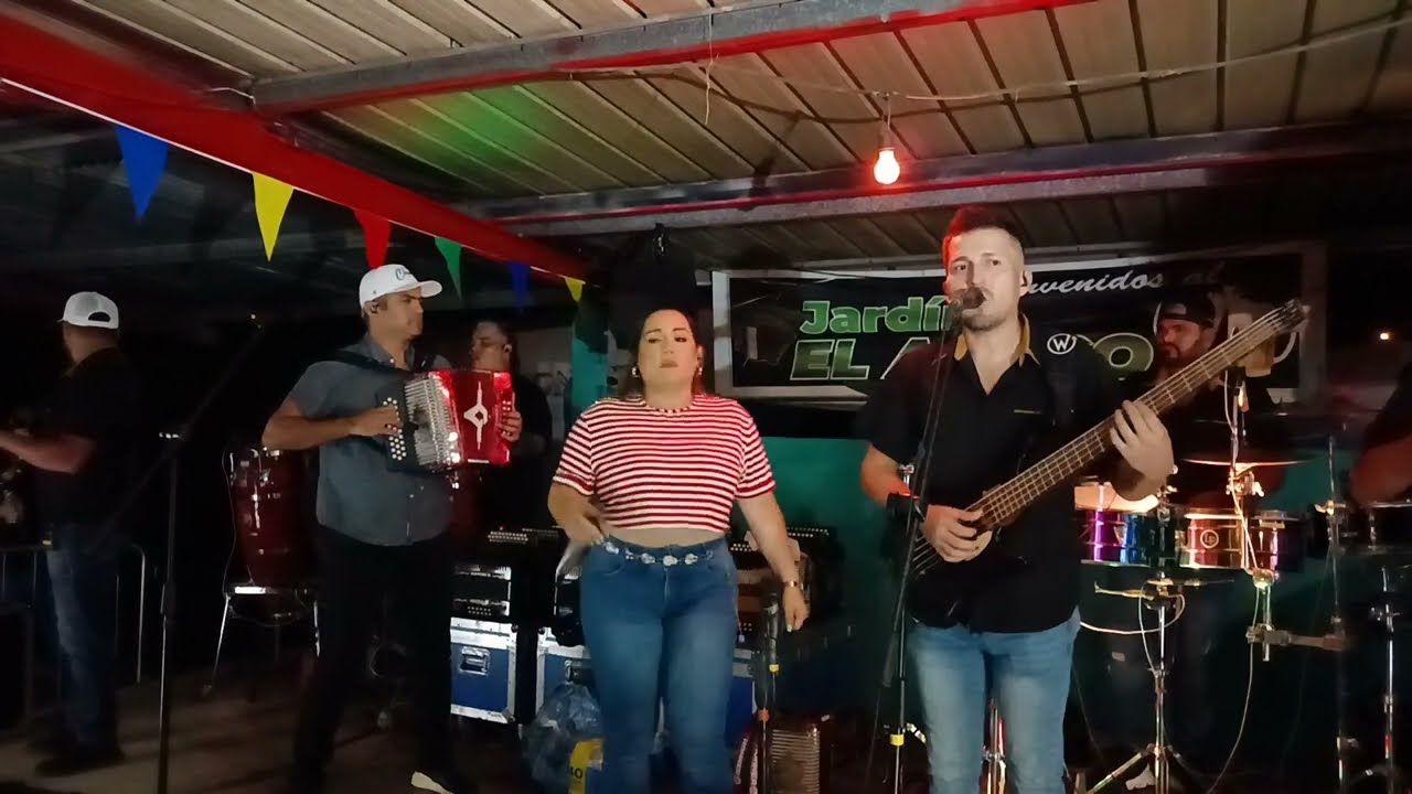 AMOR DE DOS AMANTES --JHONATHAN CHAVEZ EN VIVO DESDE LAS PATRONALES DE   BORO 31-1-2024