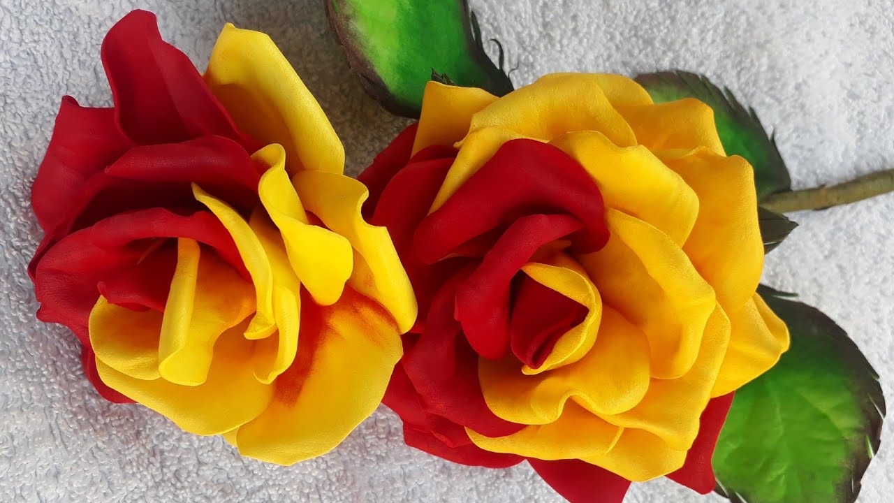 Rosa em e.v.a duas cores,sem frisadores!!