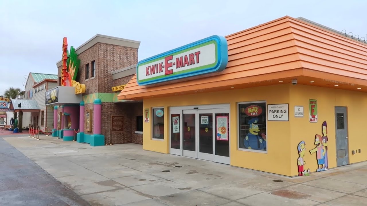 Inside The Real Life Simpsons Kwik-E-Mart in Myrtle Beach During Winter Ice Storm in South Carolina