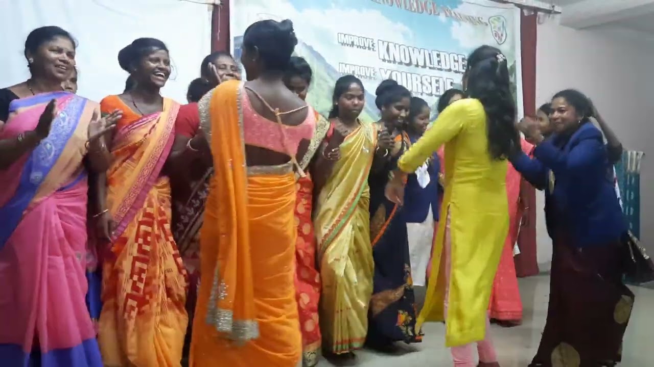 Sohrai Dance