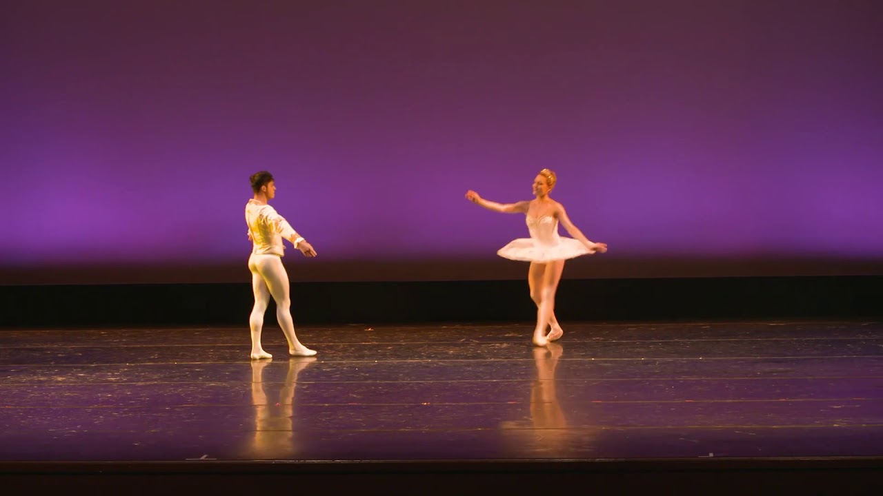 The Nutcracker - Sugar Plum pas de deux : Adagio / Jorge Barani & Daynelis Muños