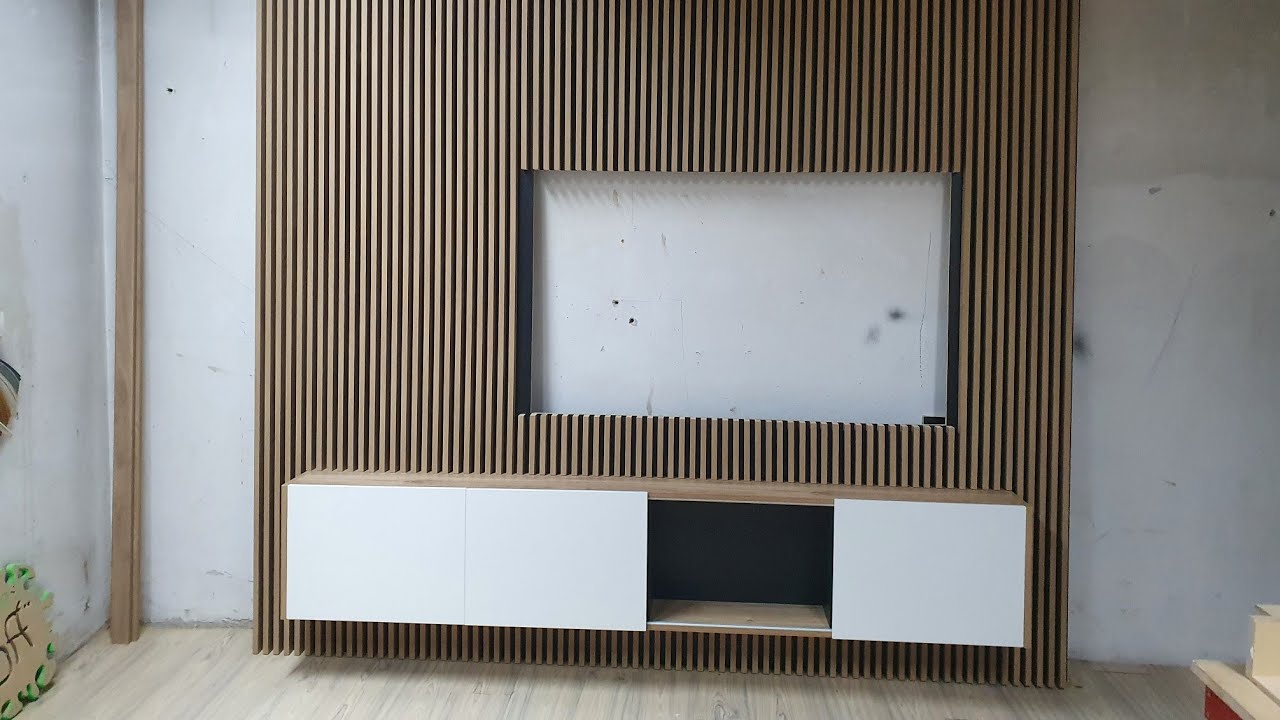 Tv komoda sa kliznim vratima
