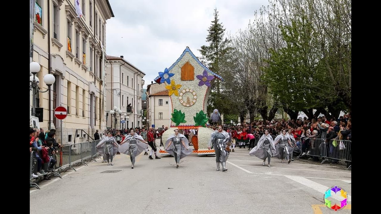 ABRUZZO TURISMO - antichi borghi da scoprire - ROCCA DI MEZZO (AQ) referente Sandro Argentieri