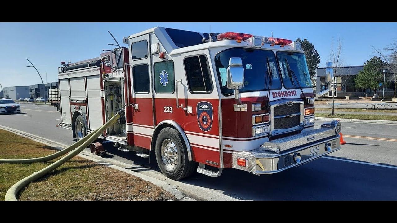 RIDGS l Chief 123-1, pumper 223 and pumper/tanker 623 responding