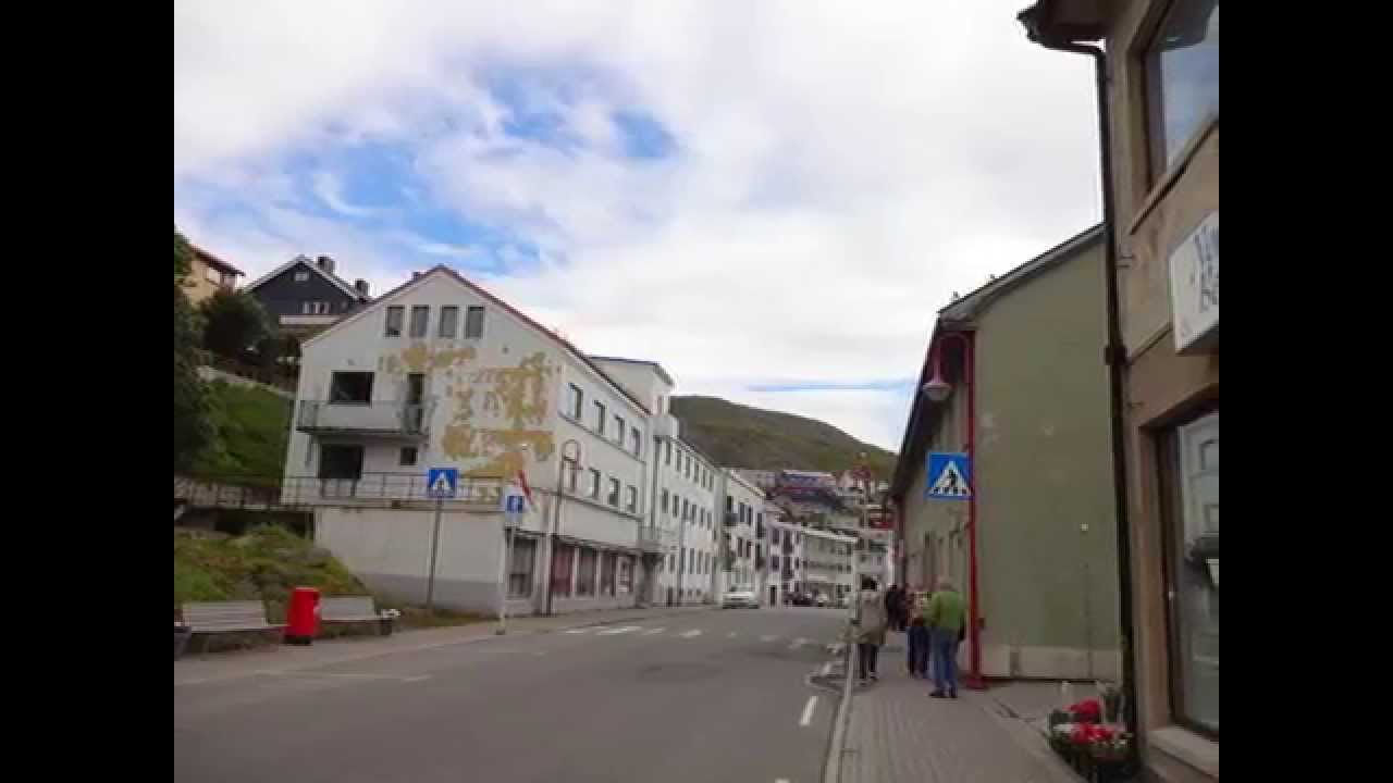 Costa Pacifica Ship - Honningsvag - Nordkapp - Noruega - Povo Samí