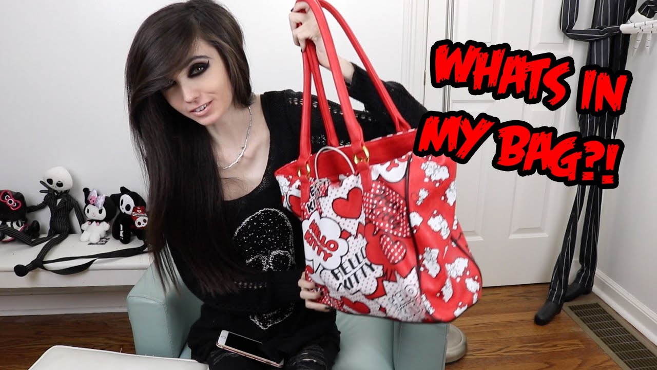 WHAT'S IN MY BAG?! | Eugenia Cooney