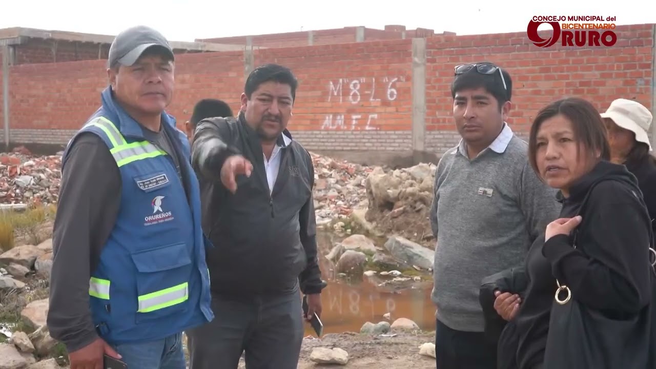 INSPECCIONAN LA URBANIZACIÓN 