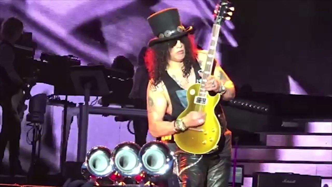 Guns N Roses - Slash's Solo and The Godfather Theme - Vienna 2017-07-10