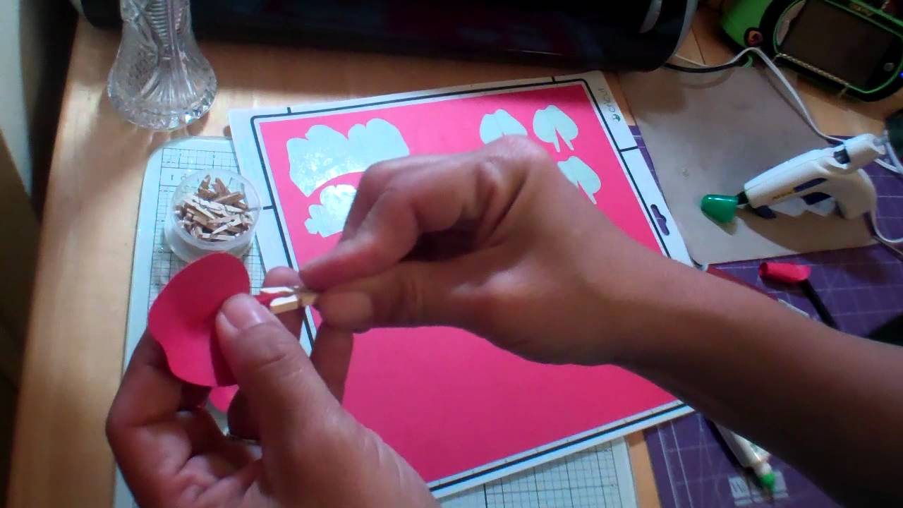 Giant Flower Cricut cartridge-4 inch rose part 1