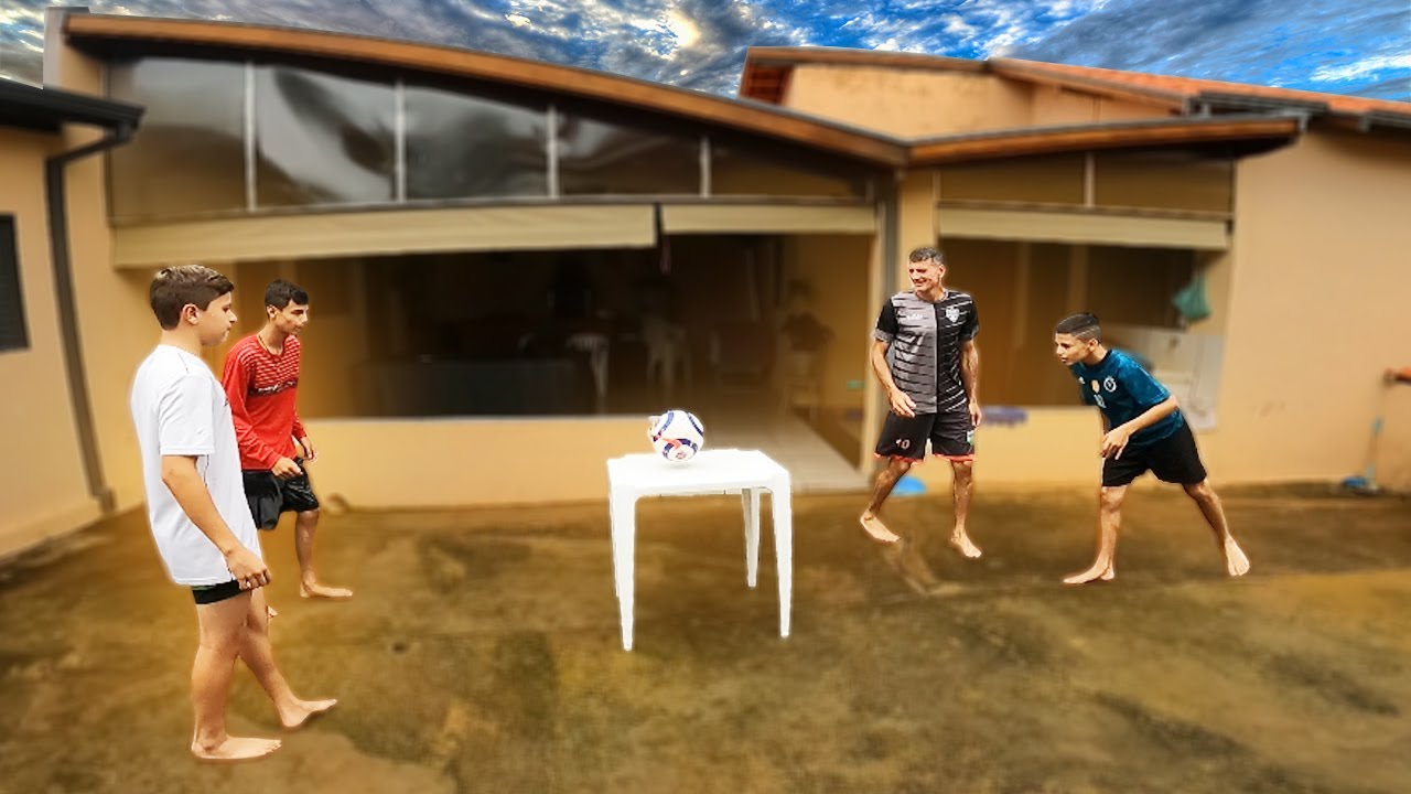 CAMPEONATO DE FUTMESA NO QUINTAL DA MINHA CASA