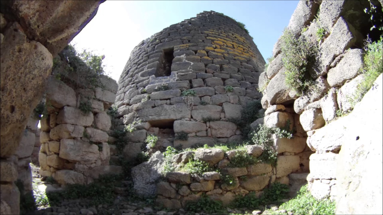 Nuraghe Oes: Giave - www brunolombardi net