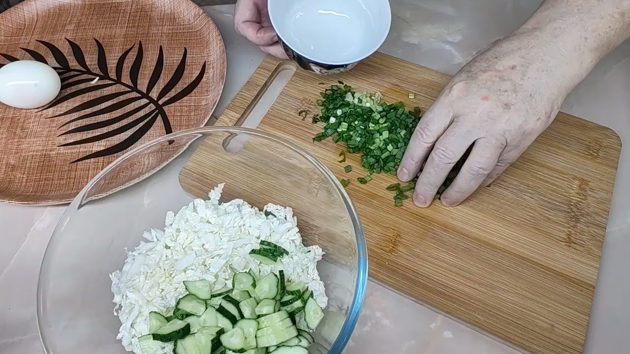 ОЧЕНЬ ВКУСНЫЙ, БЫСТРЫЙ И ОЧЕНЬ ЛЁГКИЙ САЛАТ. 😋👍#рецепт #простобюджетно #вкусныйсалат #еда #капуста