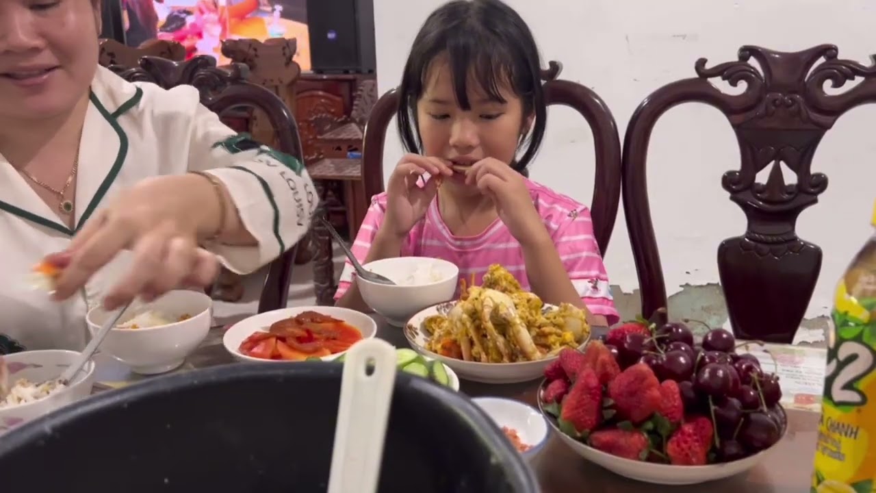 Vlog 41 : cua xào mặn với trứng ăn cực kỳ ngon #xuhuongyoutube #food #amthucmientay #monngonmoingay#