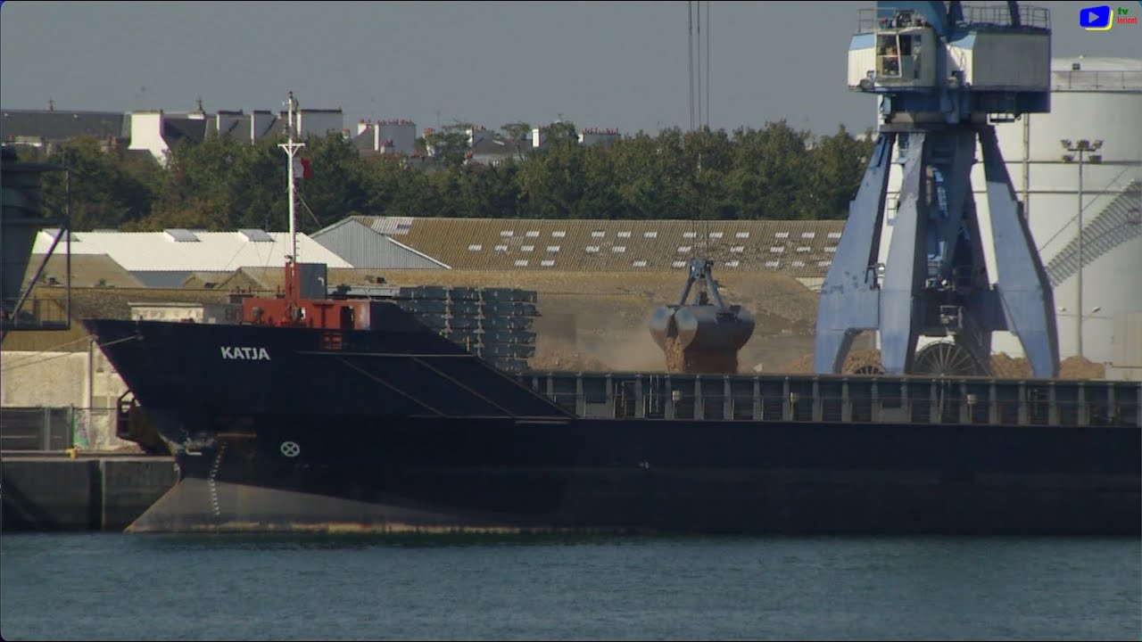 LORIENT  🇲🇫 |  Port de commerce   |   Lorient TV