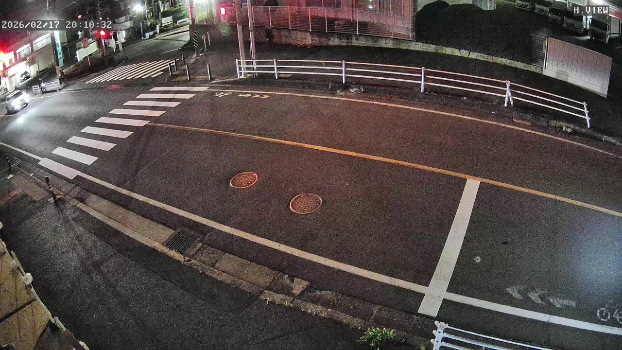 ライブ配信  厚木街道　泉の森交差点　4Kリアルタイムライブ配信　【12時間ごとに、アーカーブ制作のため、5分～30分程度のスタンバイ時間がございます。】