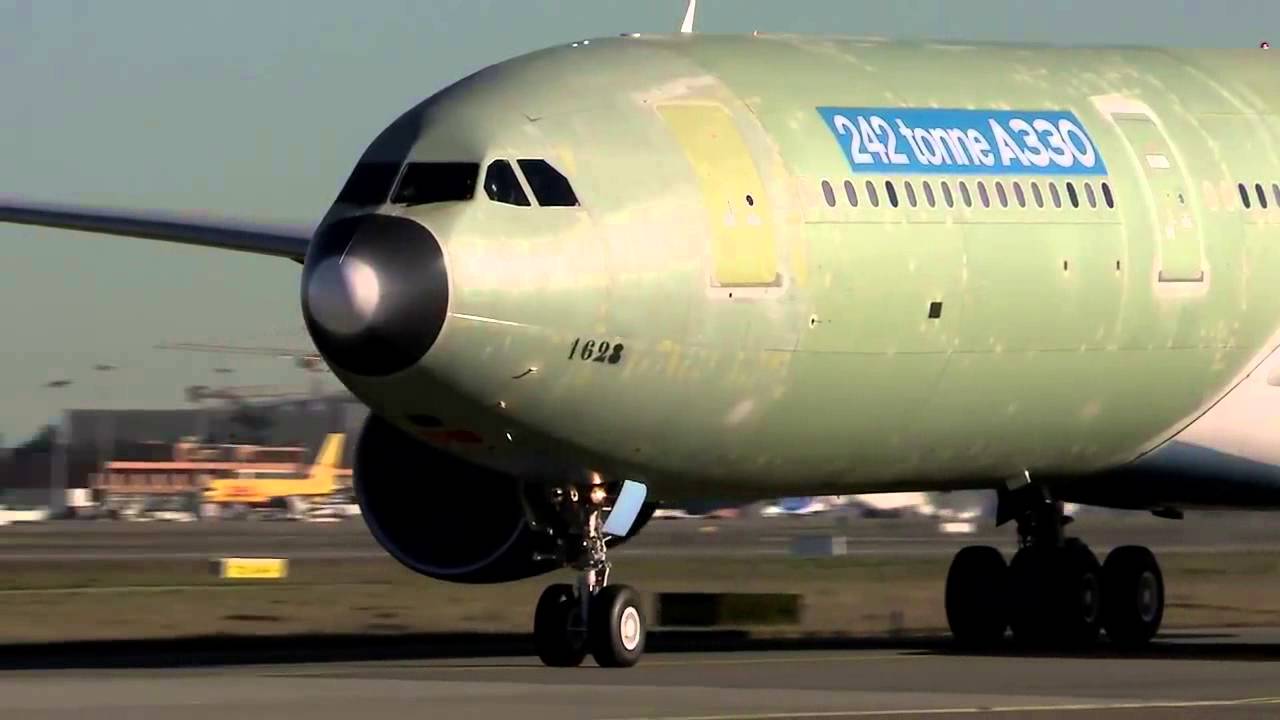 Assembly of Delta Air Lines 242 Tonne A330-300