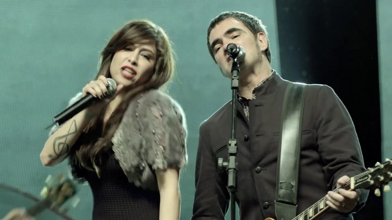 Pitty e Samuel Rosa (Skank) - As Curvas da Estrada de Santos (CLIPE OFICIAL)