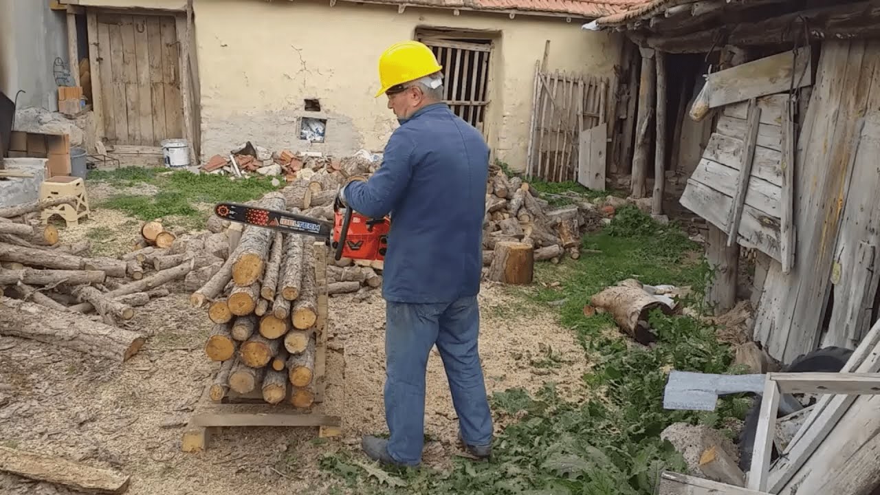ODUN KESME ZAMANI, KÖYDE YAŞAMAK, KIŞ GELDİ ODUNLAR KESİLDİ    WOOD CUTTING