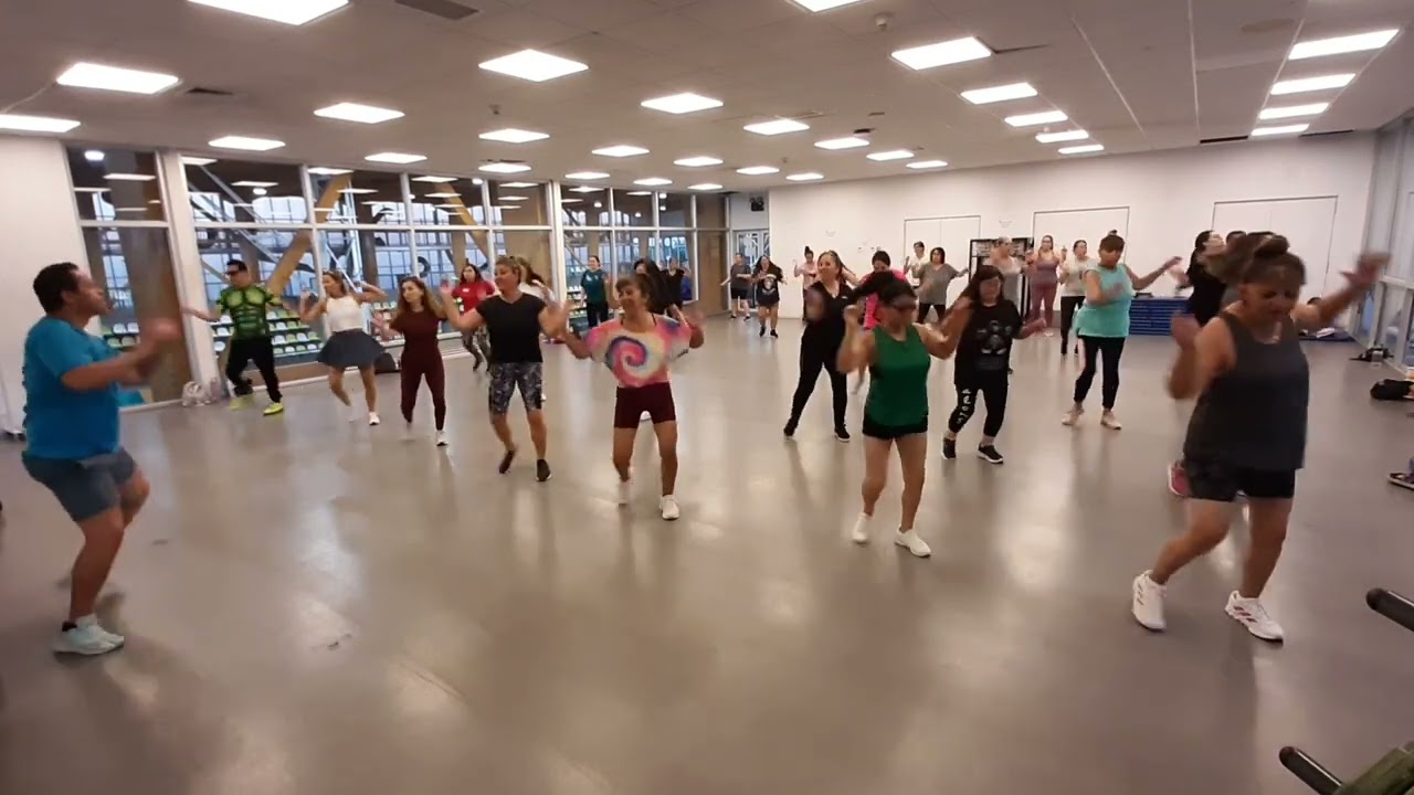 Baile entretenido 2 Jueves 12 de Marzo 2026 profesor Eduardo Ramírez CEVS lo Espejo