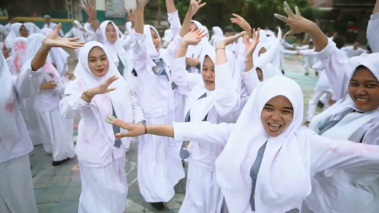 Memorable Day SMK Negeri Ihya Ulumudin Singojuruh Banyuwangi 2022/2023