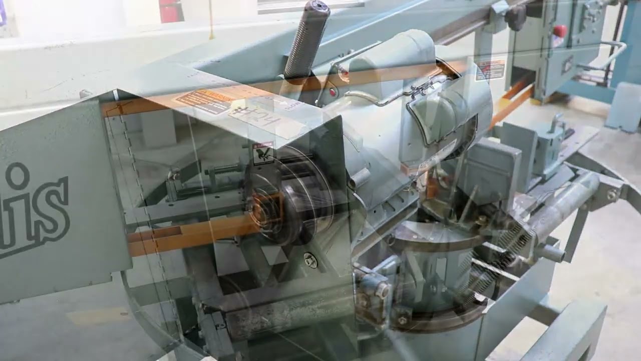 Ellis 3000 Mitering Horizontal Band Saw