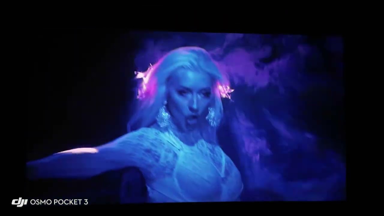 Christina Aguilera - Genie In a Bottle (Live from the Crazy Horse) [Christmas in Paris]