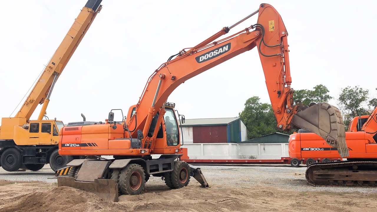 DOOSAN DX 210WA - Bán Máy Xúc Cũ DOOSAN DX 210WA