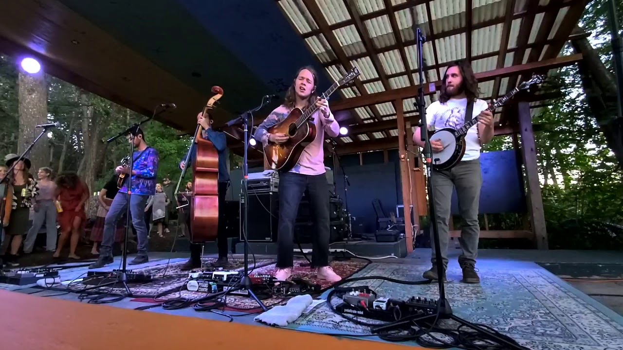 Billy Strings 