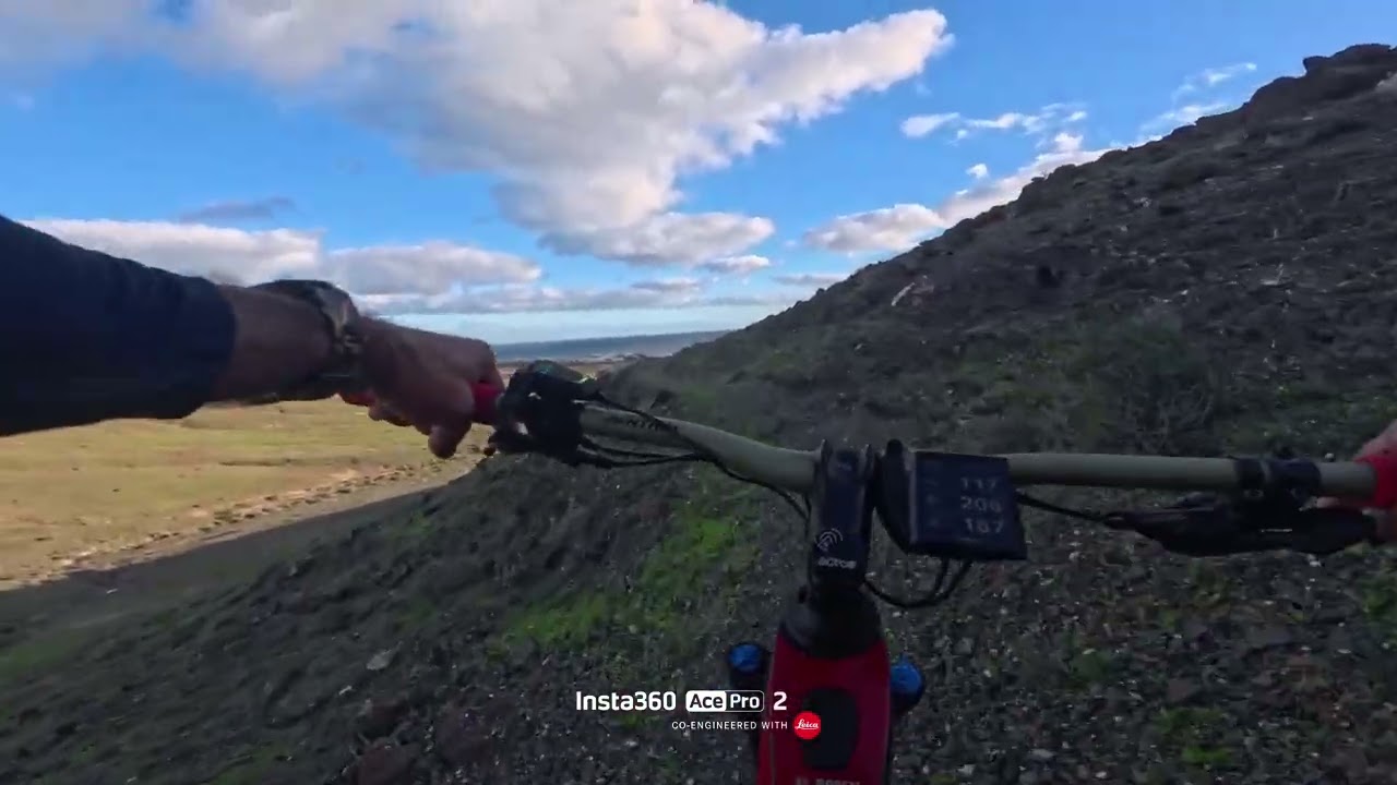Sendero por tías con la Whistle bike