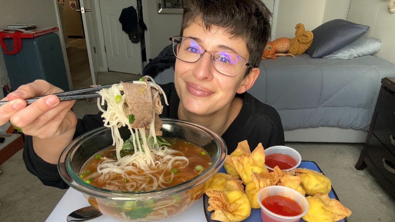 PHO & CRAB RANGOONS | My relationship with food