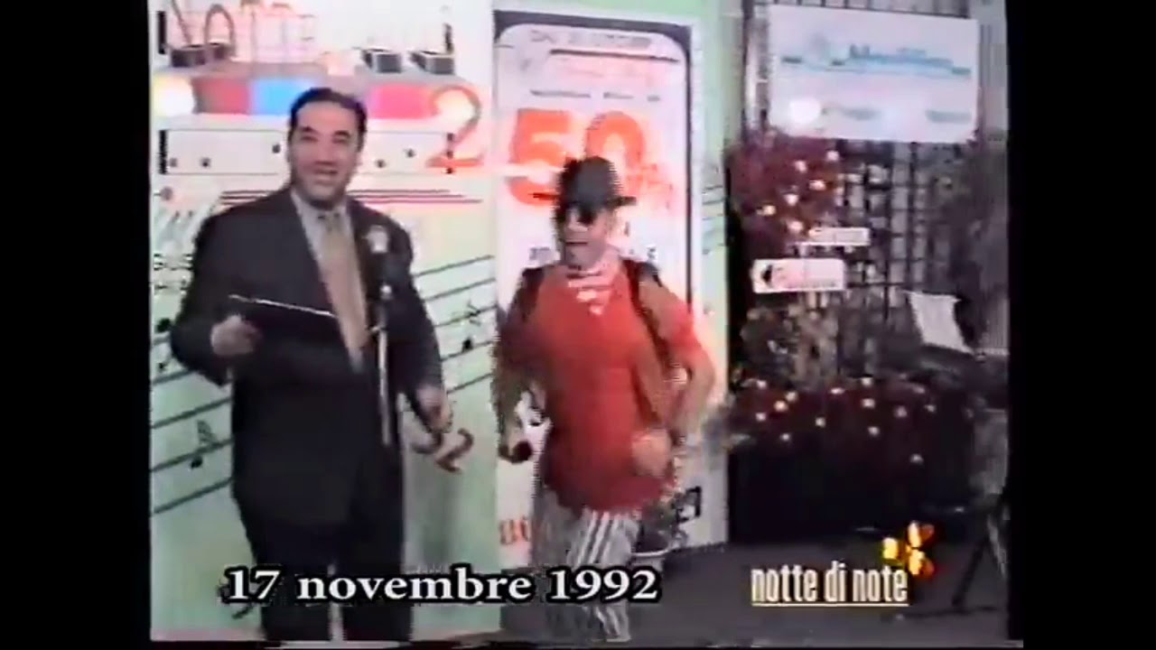 Mister Max  agli esordi - parodia albachiara -  anno 1992