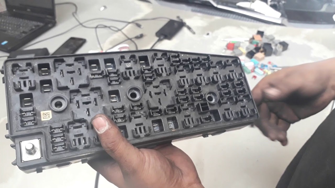captiva 3 6 no da marcha como diagnosticar una caja de fusibles y relays