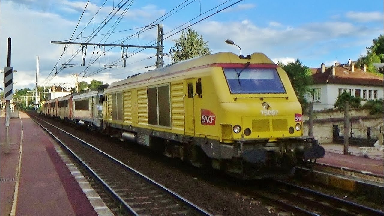 Trains TRANSILIEN TER INTERCITES FRET et TRAIN DE MACHINES Gare de MONTGERON-CROSNE