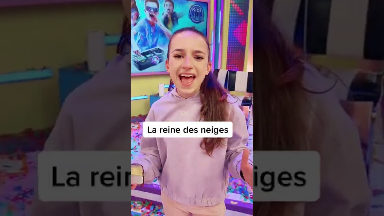 LEVANAH CHANTE LES PRINCESSES DISNEY 😍