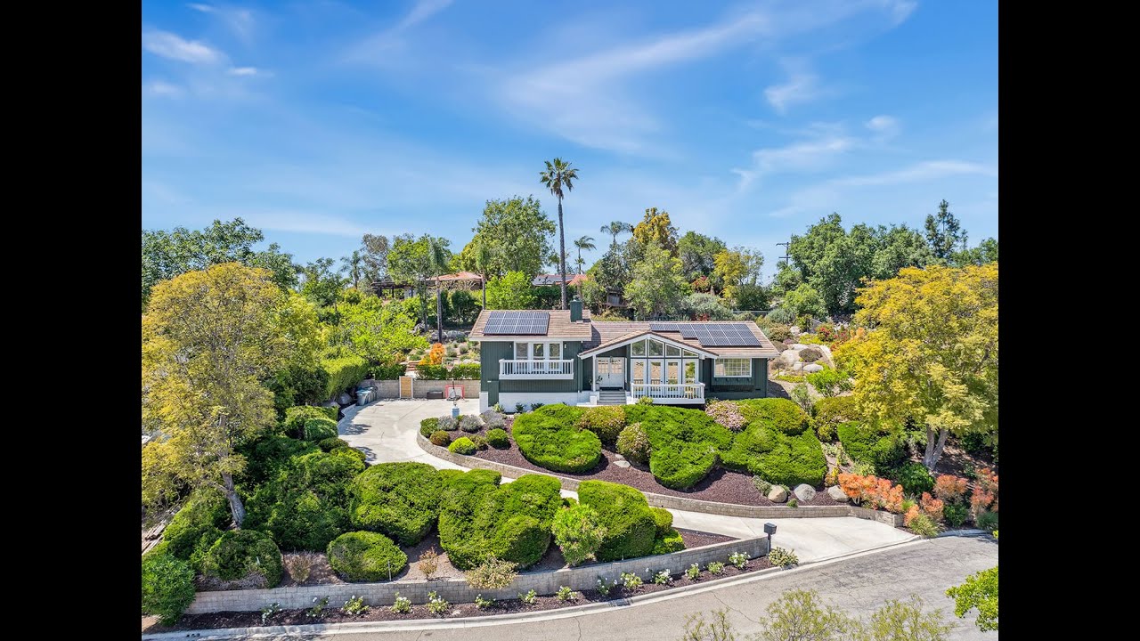 720 Lacrosse Pl, Escondido, CA 92025